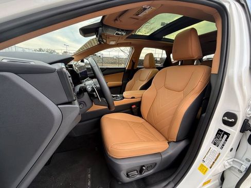 Certified 2025 Lexus NX 450h+ AWD w/ Luxury Package image 22