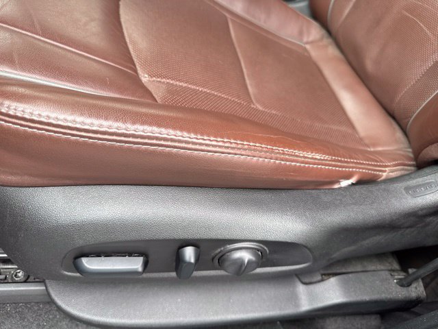 Used 2018 Buick Enclave Avenir w/ Avenir Technology Package AWD/4WD image 21