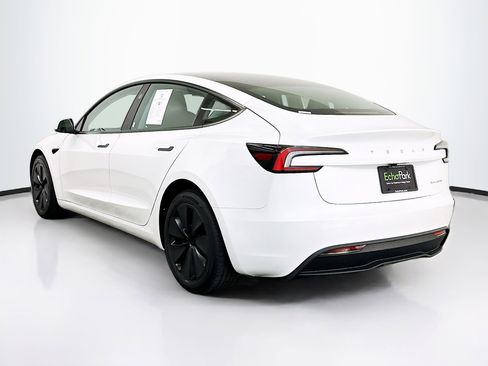 Used 2025 Tesla Model 3 Long Range image 5