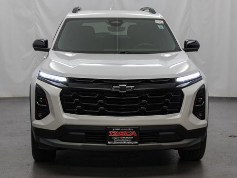 Used 2025 Chevrolet Equinox LT w/ Safety and Technology Package FWD image 4