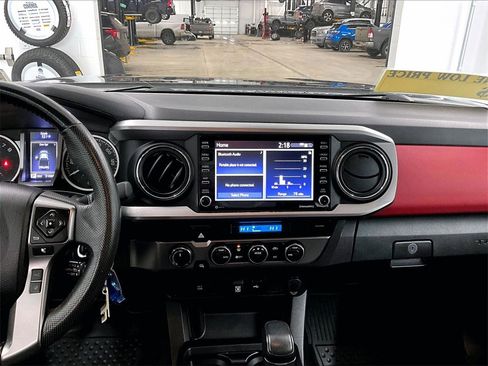 Used 2021 Toyota Tacoma SR5 image 18