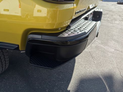 Used 2024 Chevrolet Colorado Trail Boss w/ Advanced Trailering Package image 19