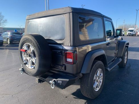 Used 2020 Jeep Wrangler Sport image 3