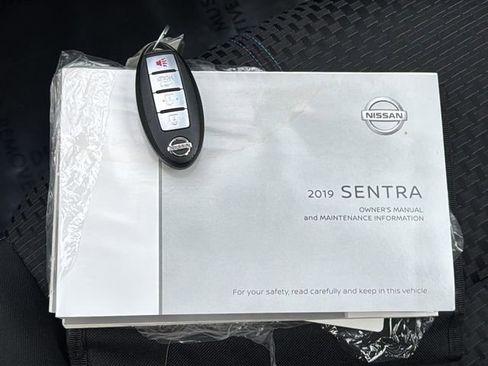 Used 2019 Nissan Sentra SR FWD image 29