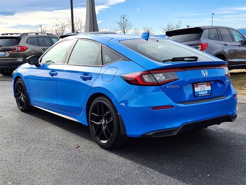 Used 2022 Honda Civic Sport image 3