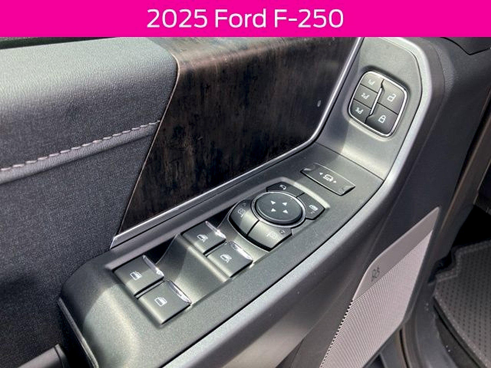 New 2025 Ford F250 Lariat w/ Lariat Ultimate Package AWD/4WD image 24