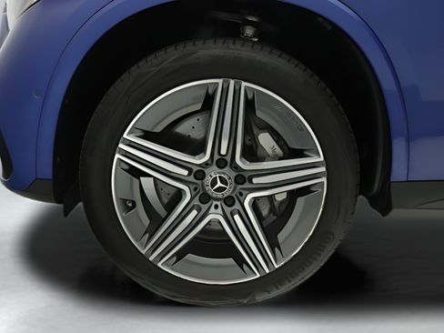 Certified 2023 Mercedes-Benz GLC 300 image 27