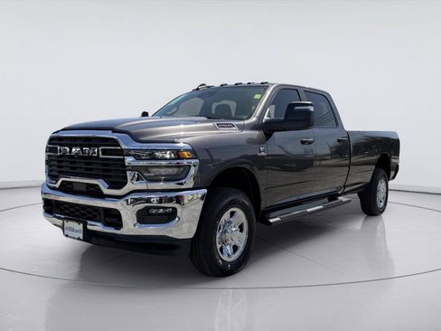 Used 2025 RAM 2500 Tradesman AWD/4WD image 30
