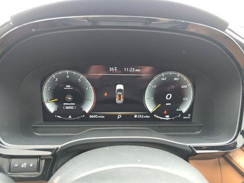 Certified 2025 INFINITI QX60 Autograph w/ Cargo Package image 11