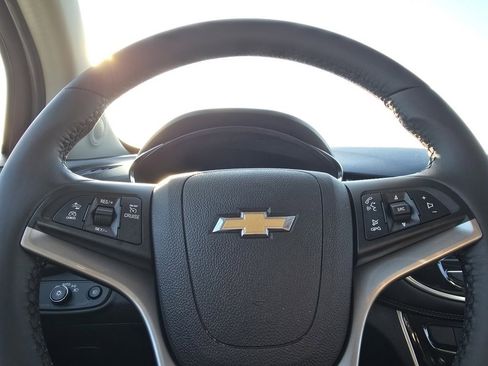 Used 2020 Chevrolet Trax Premier image 23