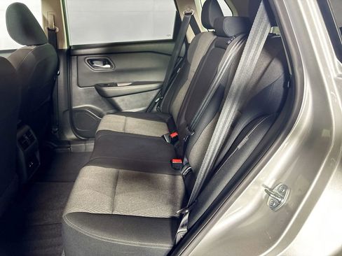 Used 2024 Nissan Rogue SV image 19