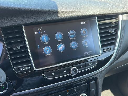 Used 2021 Buick Encore Preferred FWD image 17