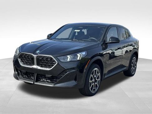 New 2026 BMW X2 xDrive28i w/ Technology Package AWD/4WD image 5