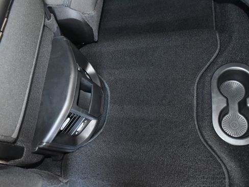 Used 2024 RAM 2500 Tradesman w/ Chrome Appearance Group image 25