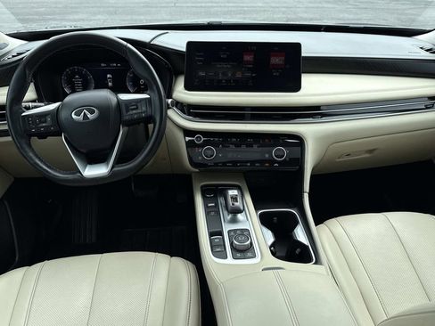 Used 2023 INFINITI QX60 Sensory w/ Cargo Package image 2