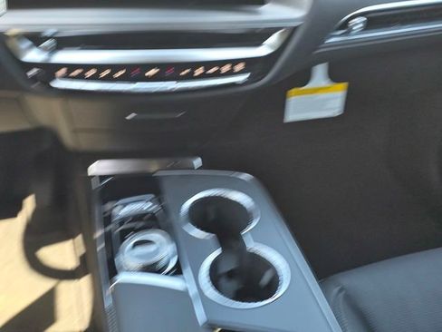 New 2026 Cadillac Lyriq Luxury image 18