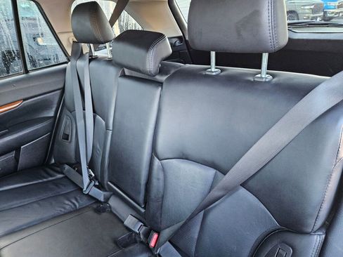 Used 2013 Subaru Outback 2.5i Limited image 16