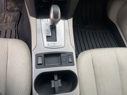 Used 2011 Subaru Outback 2.5i Premium w/ All-Weather Pkg image 13