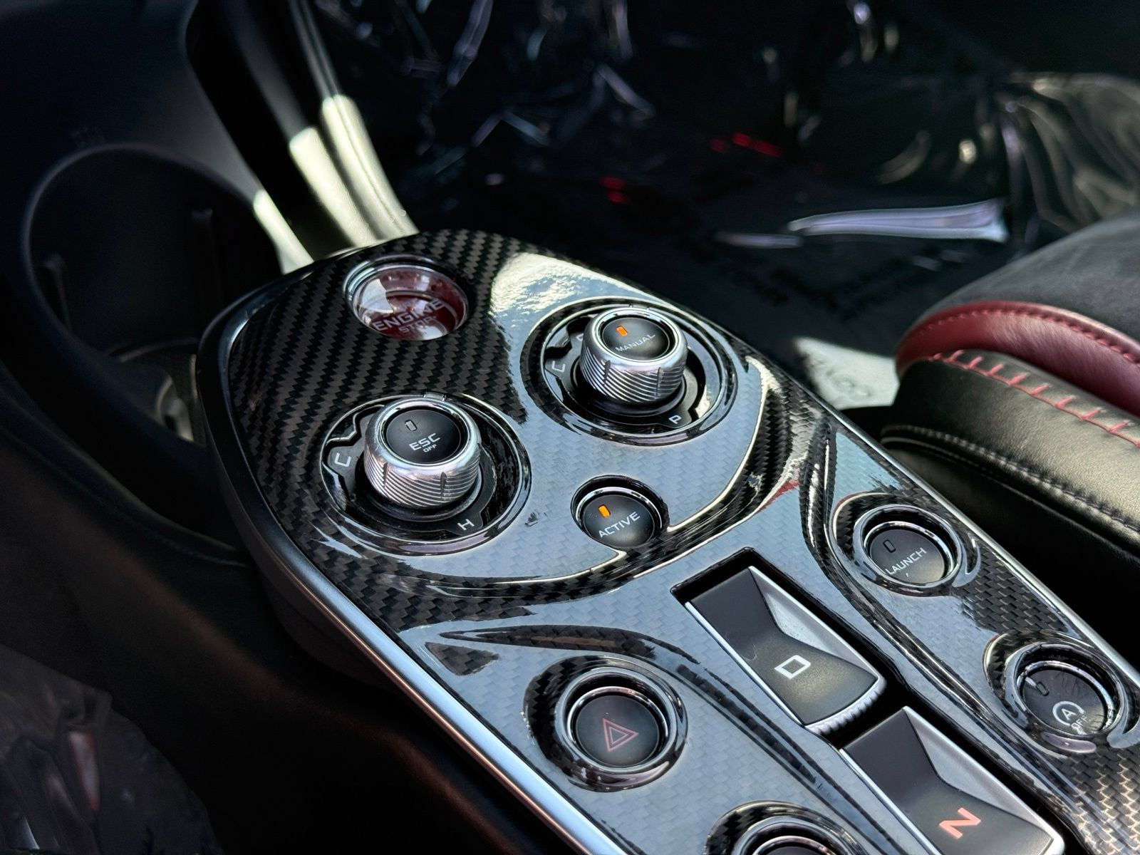 Used 2020 McLaren GT RWD image 45