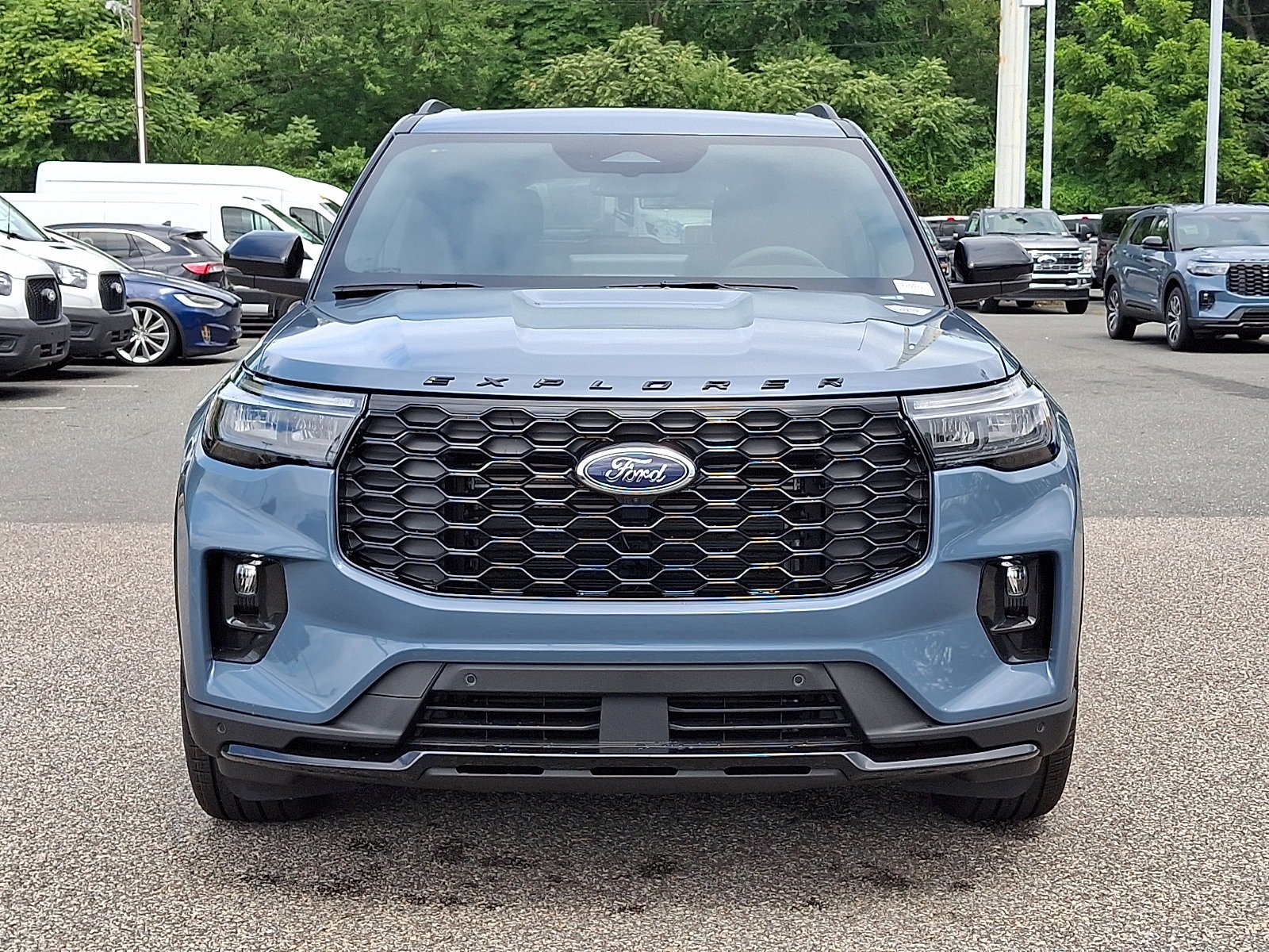 New 2026 Ford Explorer ST-Line w/ ST-Line Street Pack AWD/4WD image 2