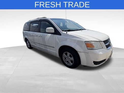 Used 2010 Dodge Grand Caravan SXT FWD image 1