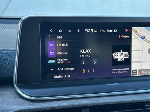 Used 2022 Kia Telluride EX w/ EX Premium Package image 18