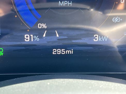 New 2026 Chevrolet Equinox EV LT AWD/4WD image 23
