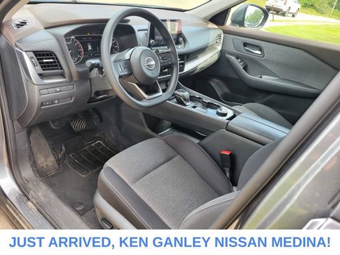 Certified 2023 Nissan Rogue SV AWD/4WD image 9