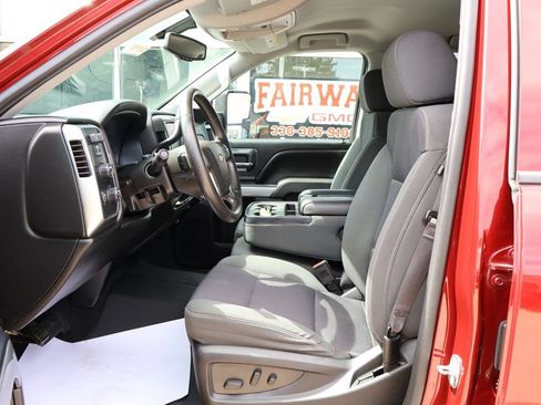 Used 2017 Chevrolet Silverado 1500 LT w/ All Star Edition AWD/4WD image 12