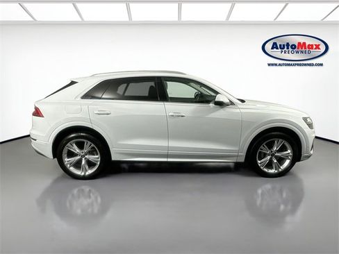 Used 2023 Audi Q8 Premium w/ Convenience Package image 10