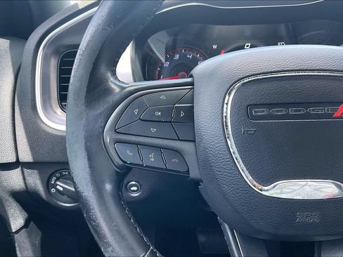 Used 2019 Dodge Charger SXT w/ Blacktop Package RWD image 10
