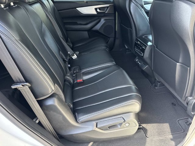 Used 2024 Acura MDX w/ Technology Package FWD image 32