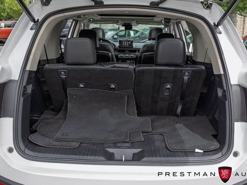Used 2025 Honda Pilot Touring image 42