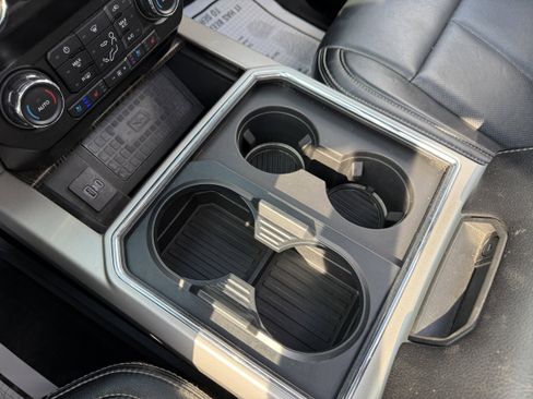 Used 2021 Ford F250 Lariat image 21