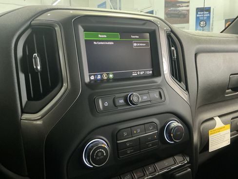 New 2026 Chevrolet Silverado 1500 Custom Trail Boss w/ Turbomax Blackout Package AWD/4WD image 21