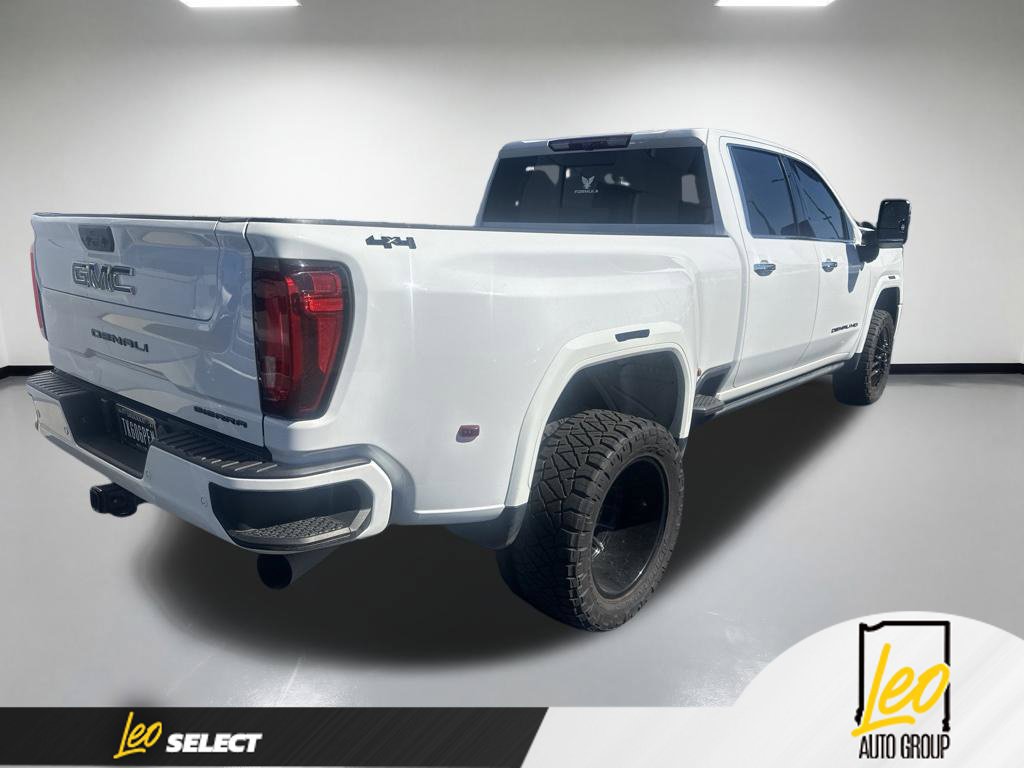 Used 2022 GMC Sierra 3500 Denali AWD/4WD image 2