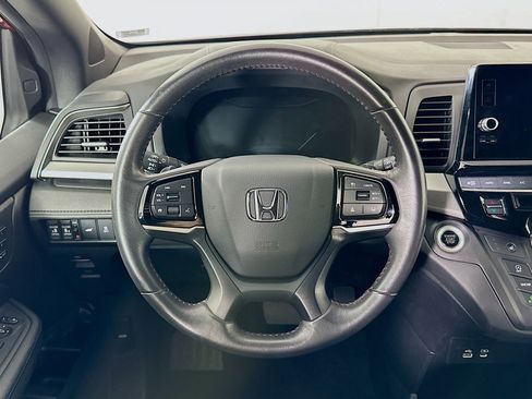 Used 2025 Honda Odyssey Sport-L image 18