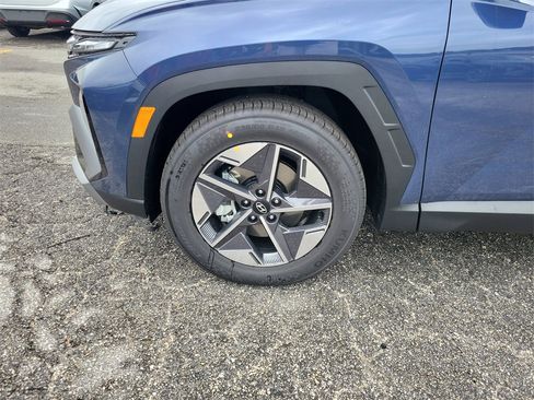 New 2026 Hyundai Tucson SEL image 3