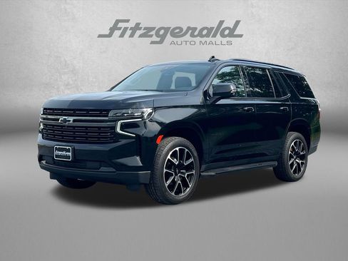 Used 2021 Chevrolet Tahoe RST w/ Luxury Package AWD/4WD image 2