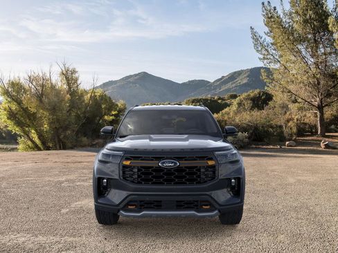 New 2026 Ford Explorer Tremor w/ Tremor Convenience Package image 6