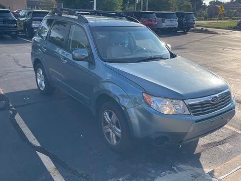 Used 2010 Subaru Forester 2.5X Premium AWD/4WD image 4