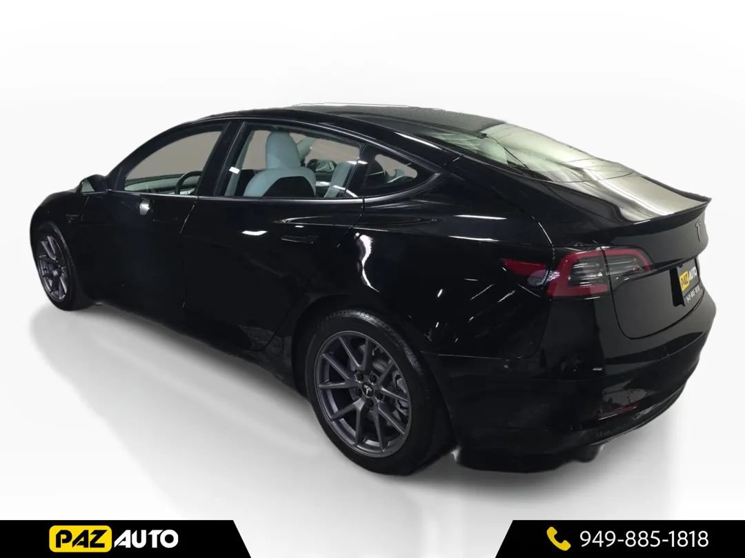 Used 2023 Tesla Model 3 Standard Range RWD image 3