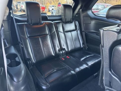 Used 2020 Nissan Pathfinder SL FWD image 12