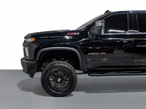 Used 2020 Chevrolet Silverado 2500 LTZ w/ LTZ Plus Package image 11