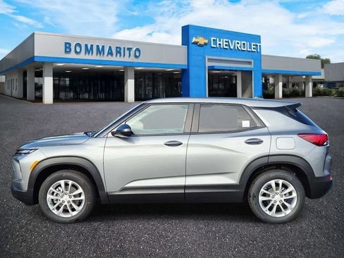 New 2026 Chevrolet TrailBlazer LS w/ LS Convenience Package FWD image 2