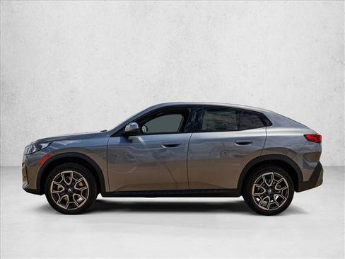 New 2026 BMW X2 xDrive28i w/ Convenience Package AWD/4WD image 8