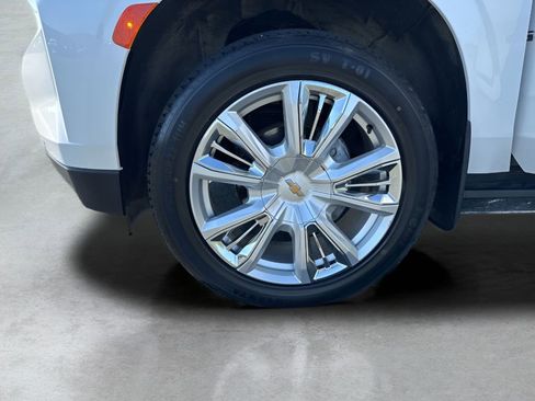 Used 2021 Chevrolet Suburban High Country image 37