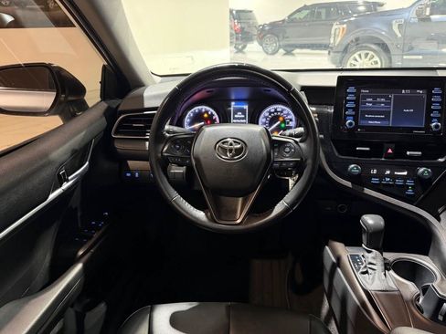 Used 2021 Toyota Camry SE FWD image 26