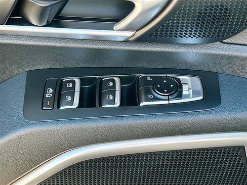 New 2025 Kia Telluride S image 18