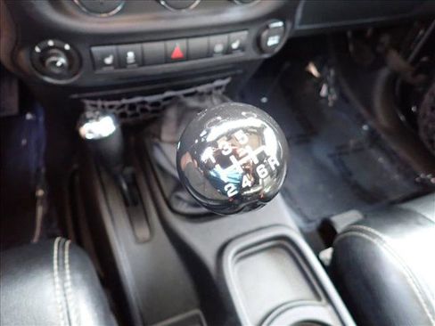 Used 2012 Jeep Wrangler Sahara w/ Connectivity Group image 16